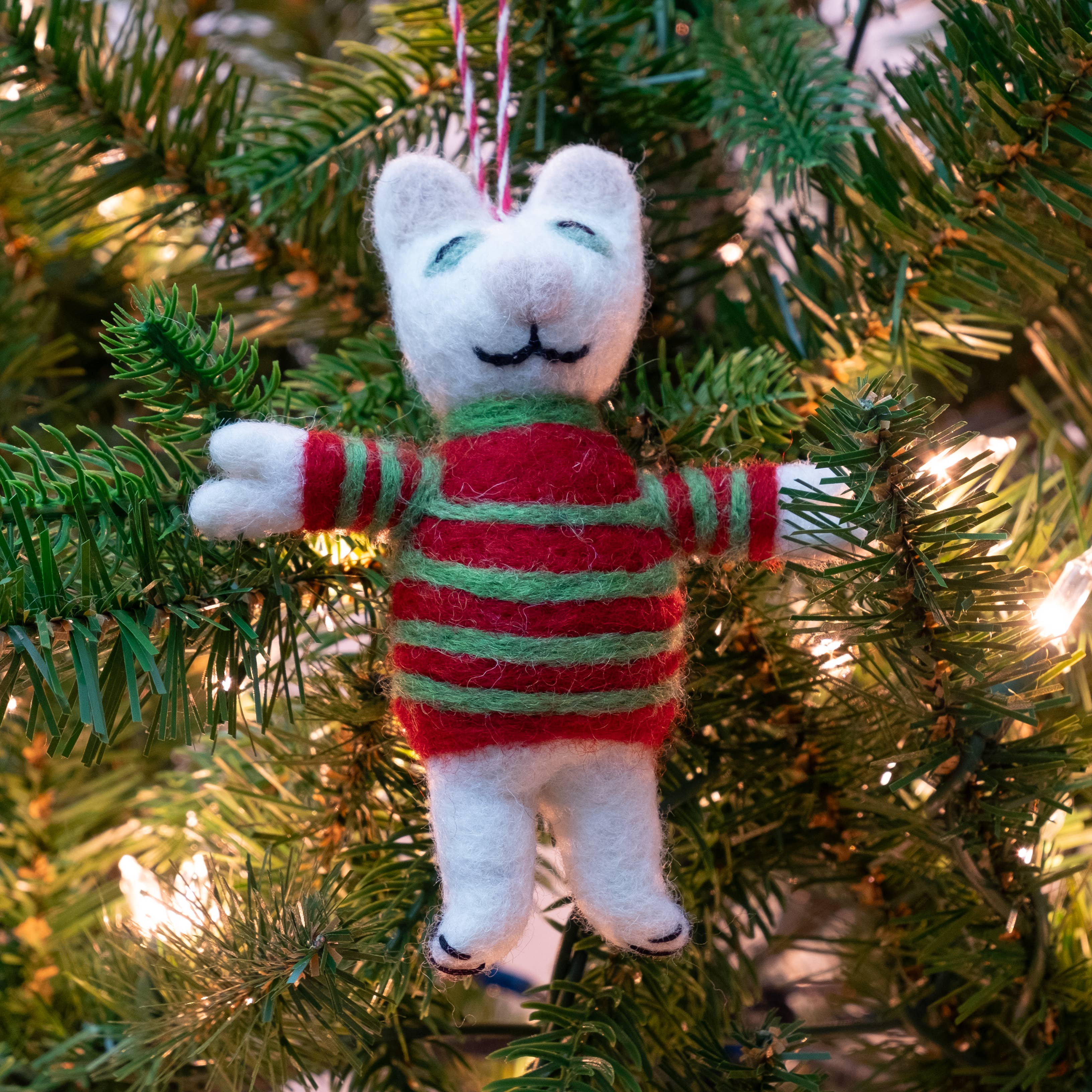 Ornament - Cats with Christmas Sweater