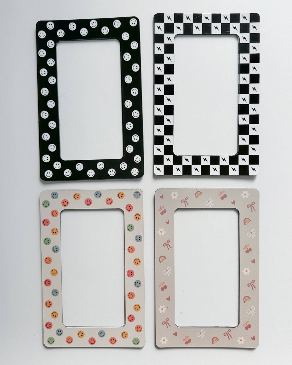 Magnetic Photo Frames (2-Pack): Monochrome Smileys