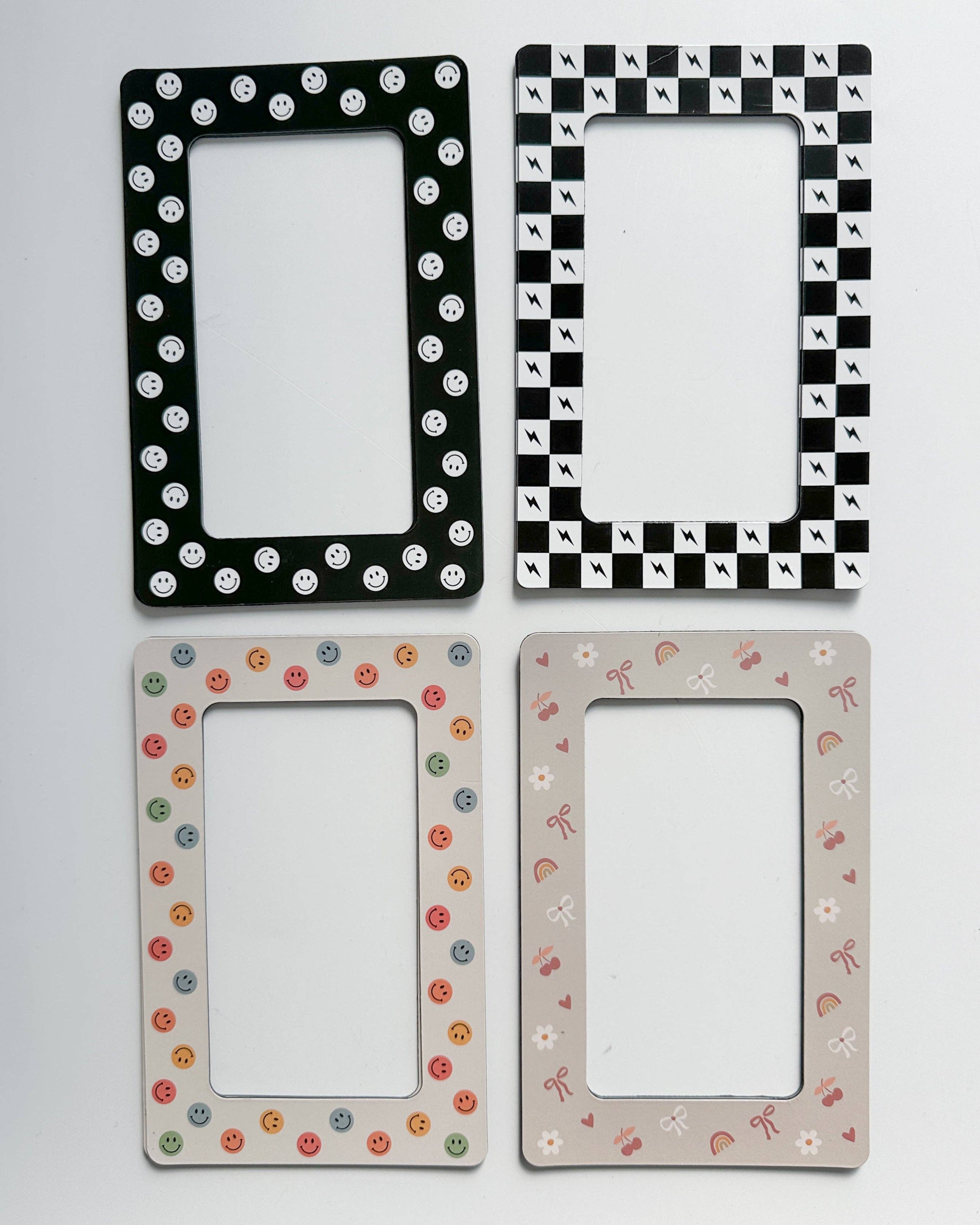 Magnetic Photo Frames (2-Pack): Monochrome Smileys