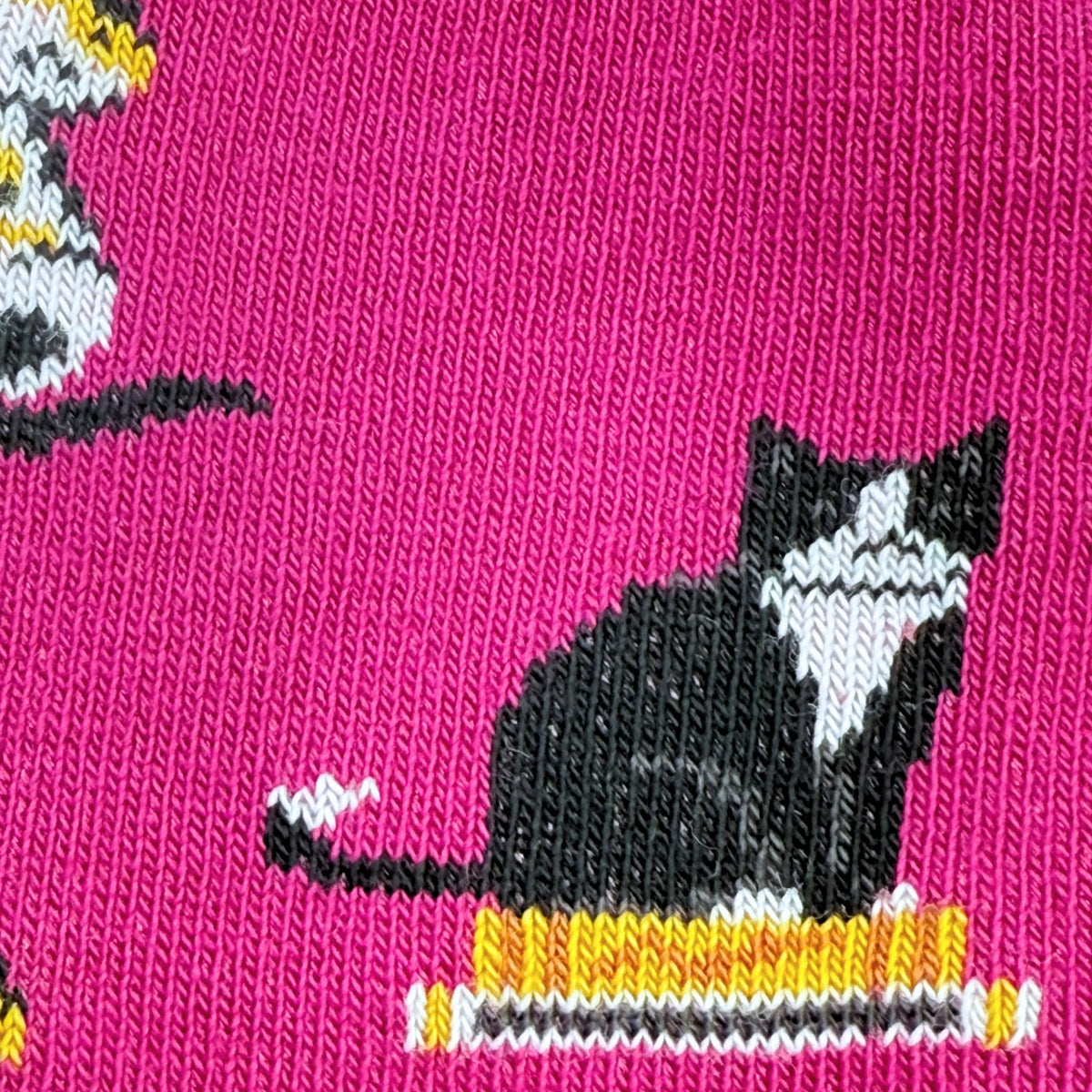 Kid's Cats Crew Socks - Playful & Colorful Design