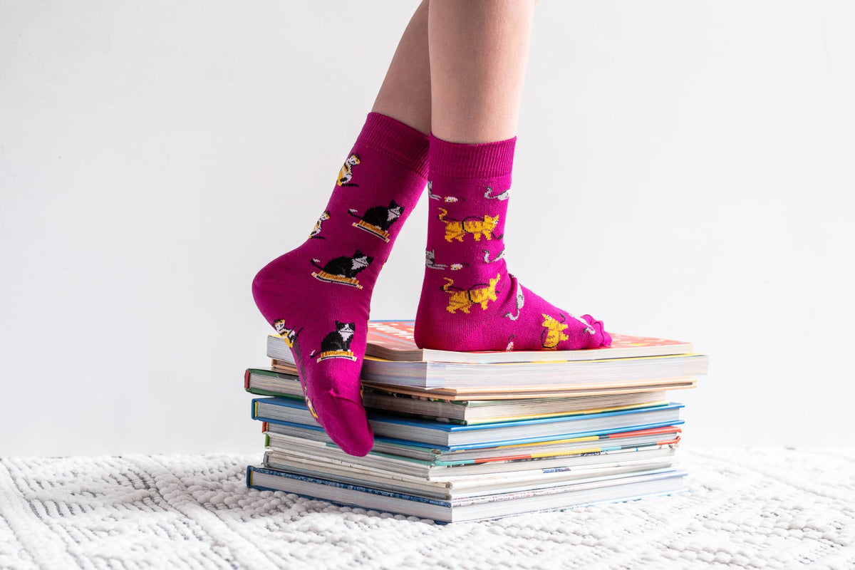 Kid's Cats Crew Socks - Playful & Colorful Design