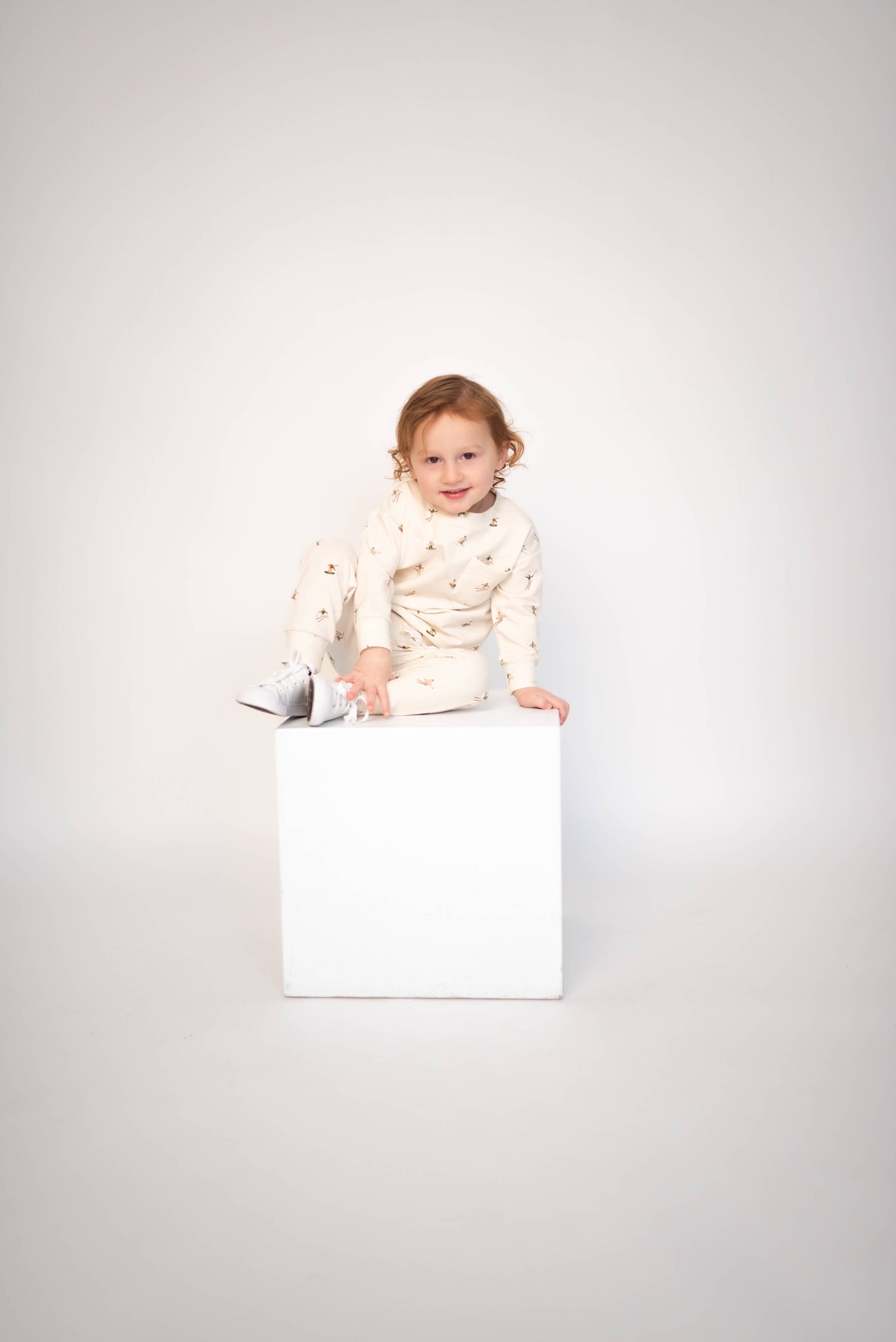 Snowy Slopes Jogger Set