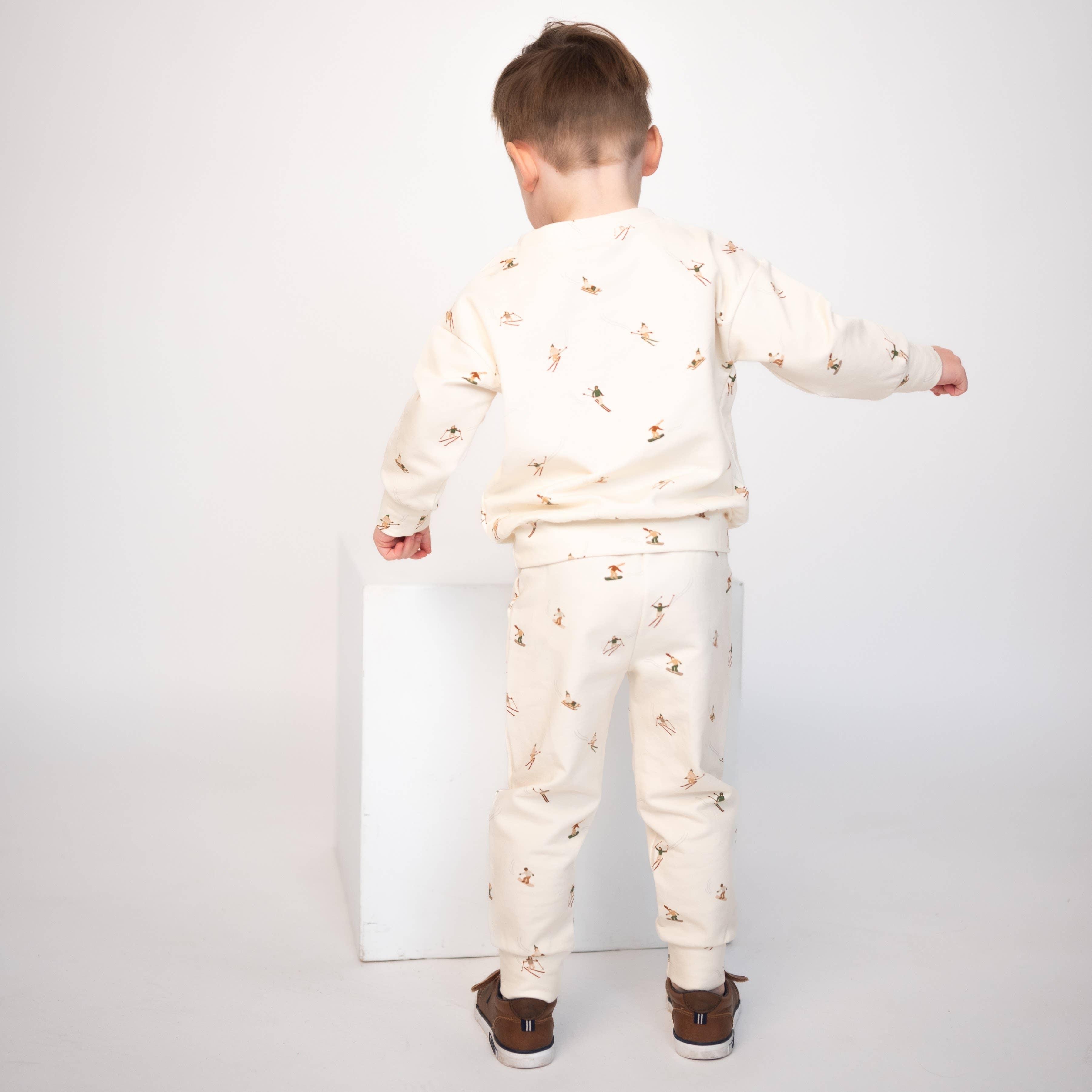 Snowy Slopes Jogger Set