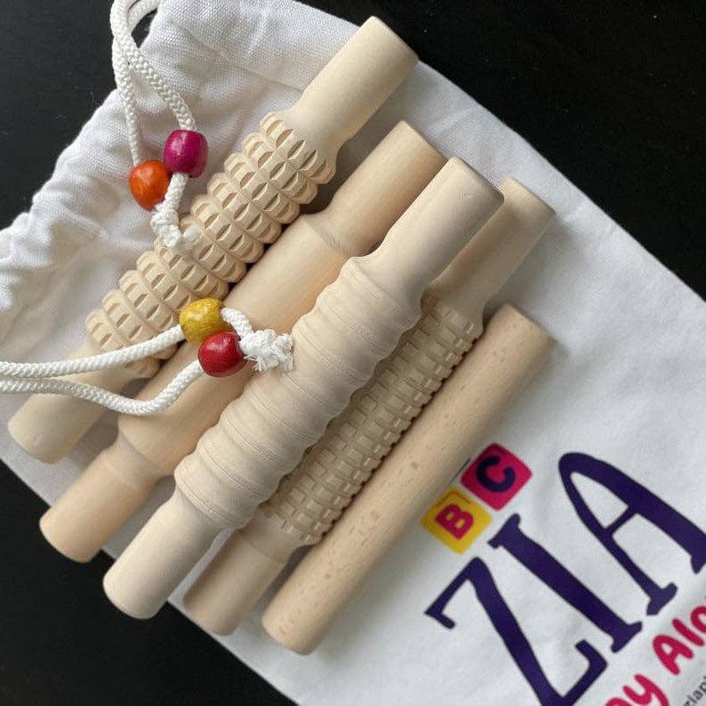 WOODEN PLAYDOUGH ROLLING PIN