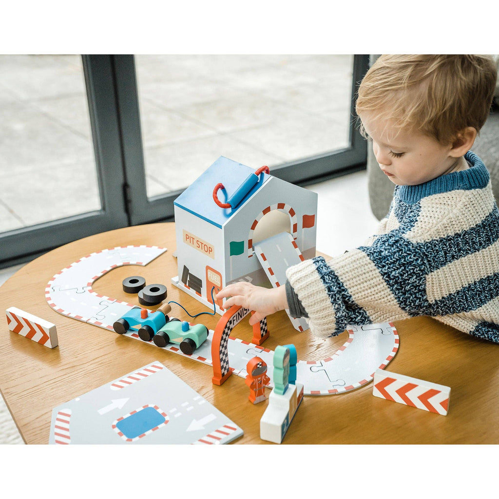 Racing Track Play Set