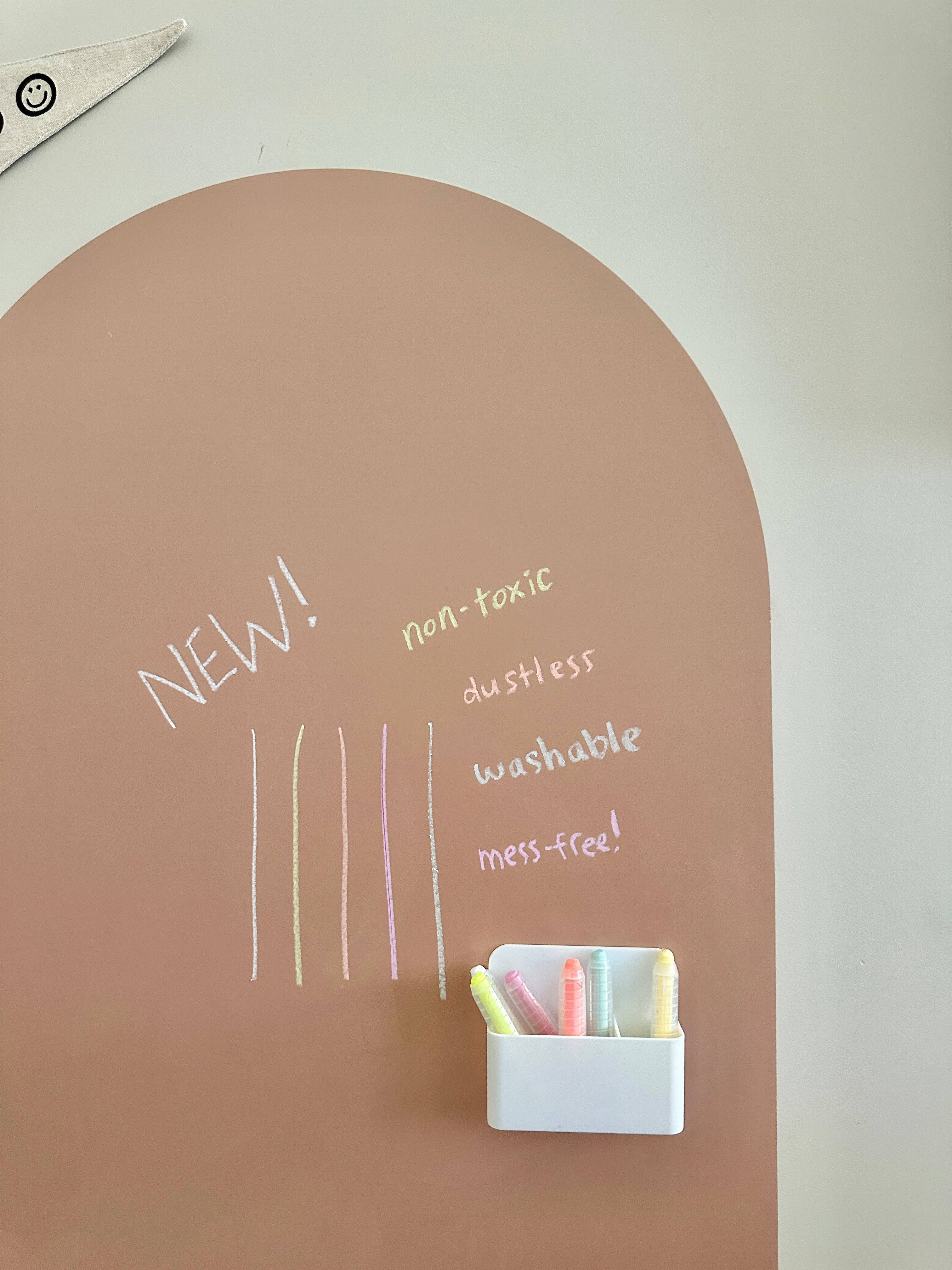 Crayons de craie sans poussière + support magnétique pour Magic Playwall : blanc
