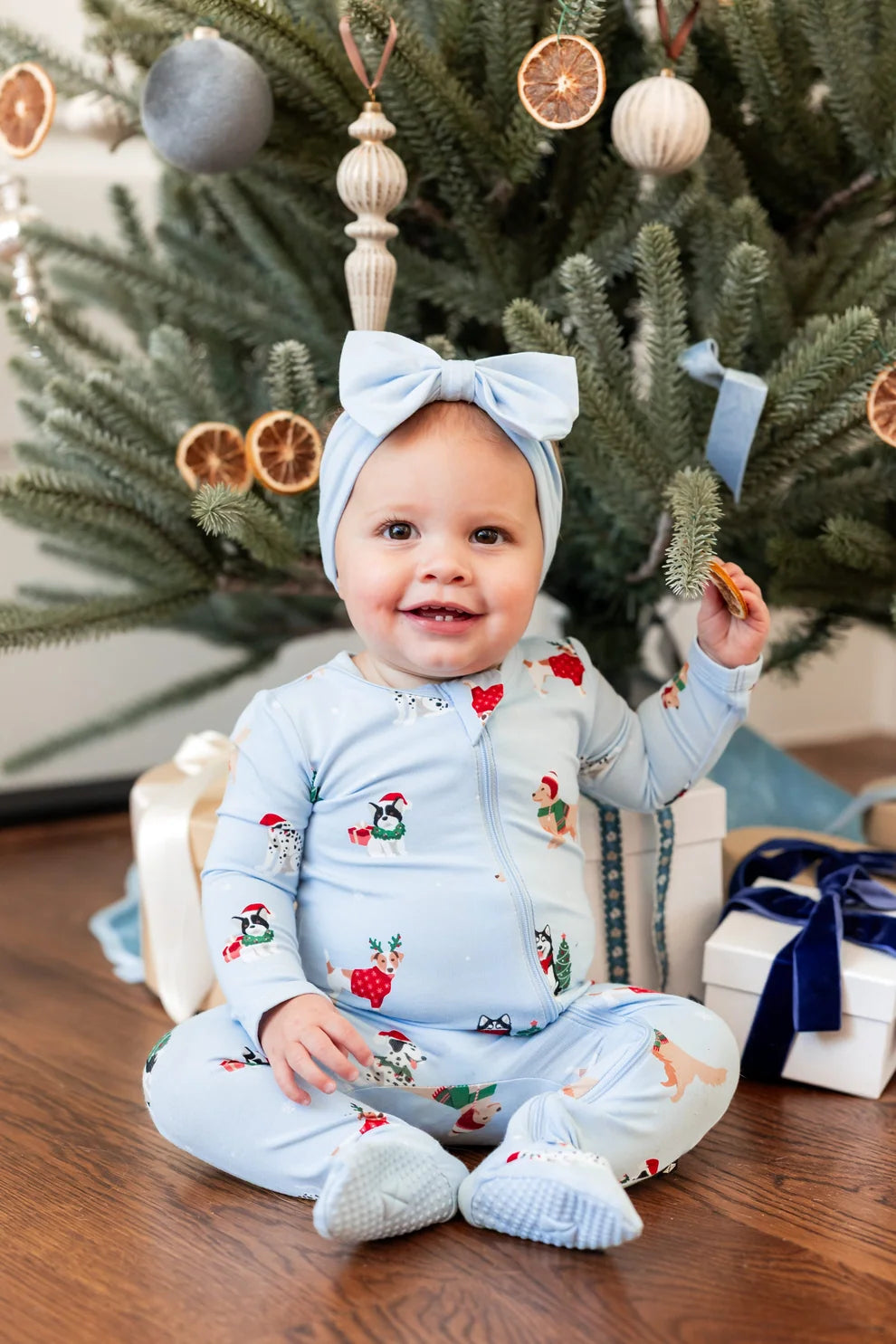 Kyte Baby Holiday Pups Zippered Footie