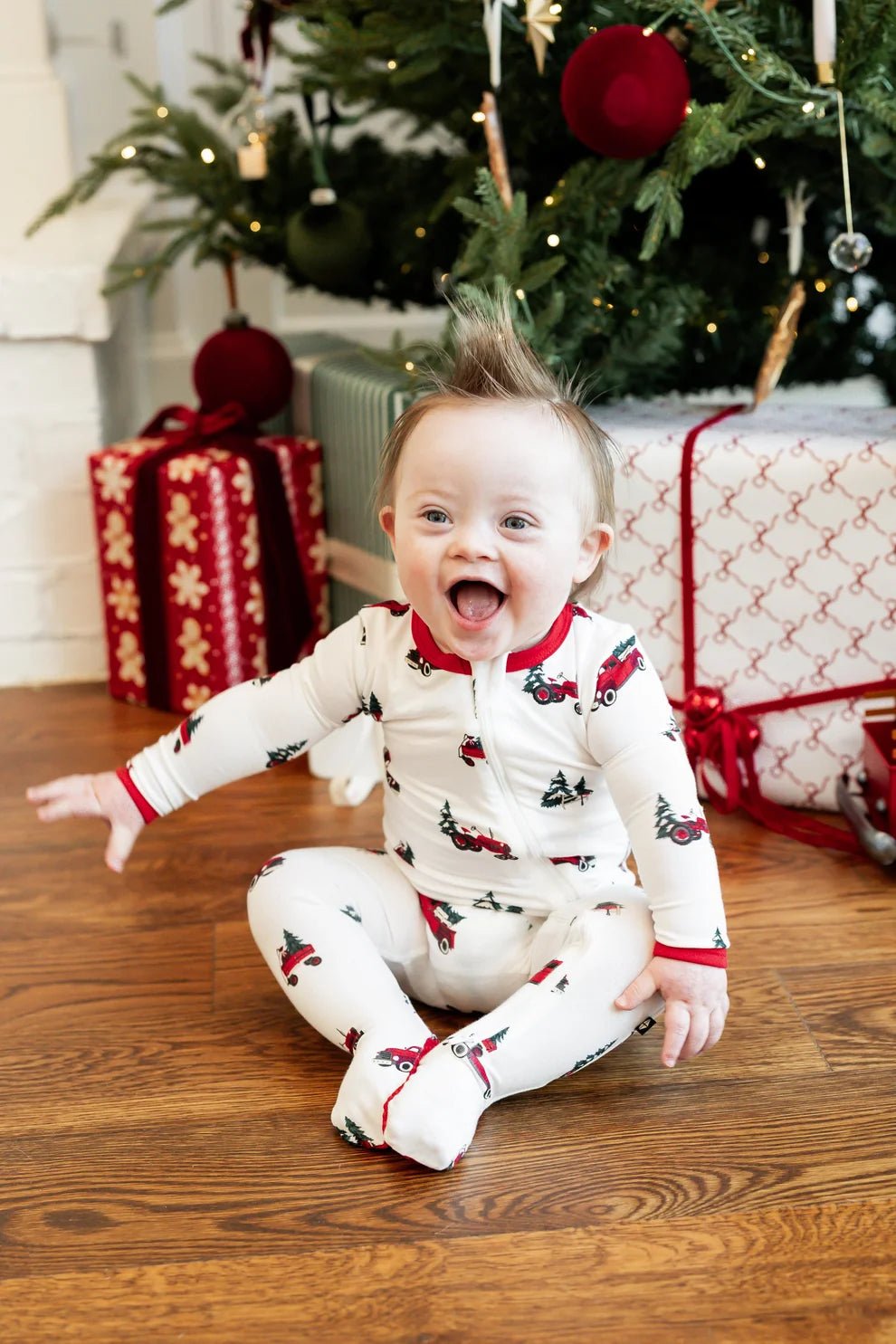 Kyte Baby Holiday Tree Farm Zippered Footie
