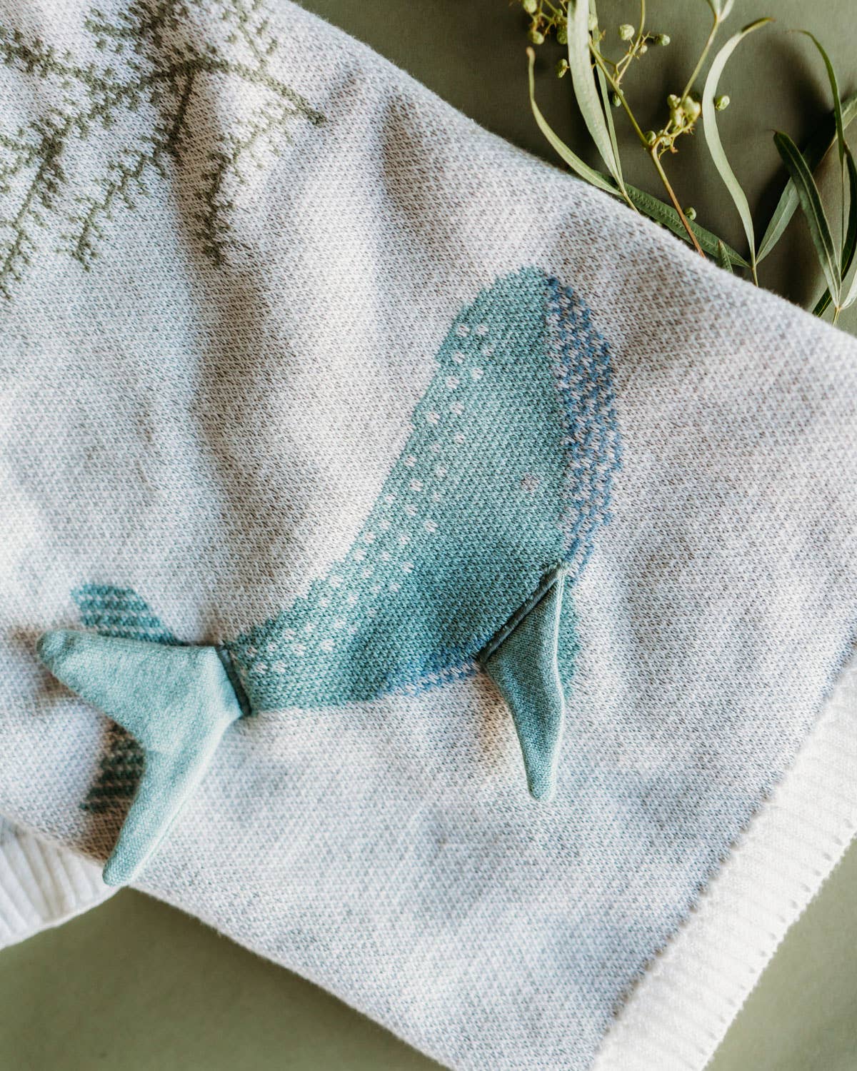 Ocean Jellyfish 3D - Organic Jacquard Knit Baby Blankets: Natural / One Size