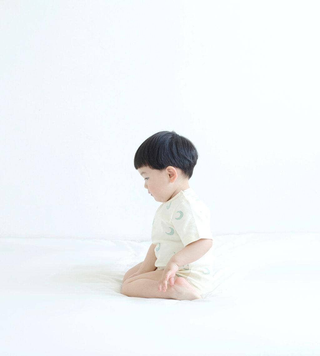 Organic Cotton Short Sleeve Onesie-Midnight: Off-white midnight