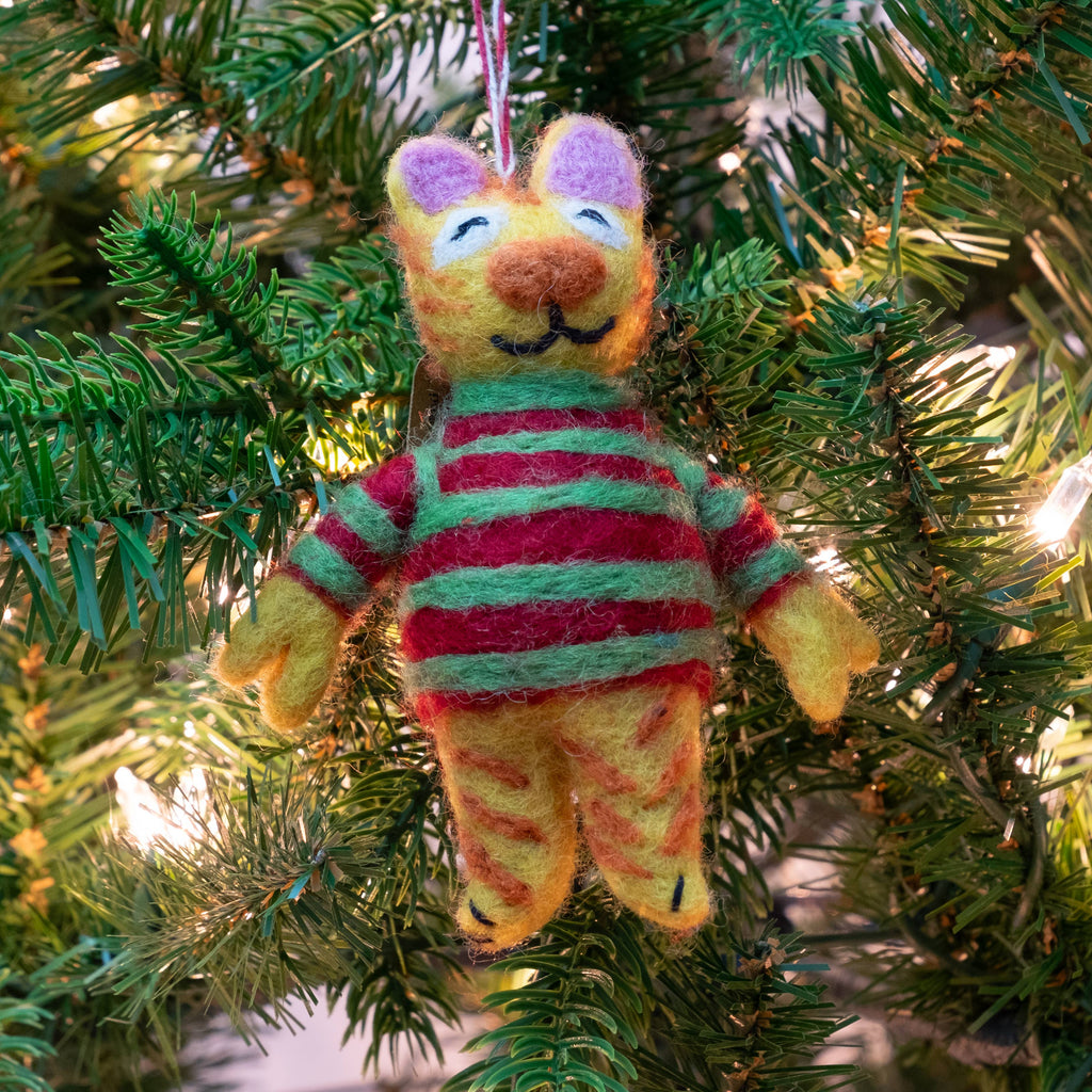Ornament - Cats with Christmas Sweater