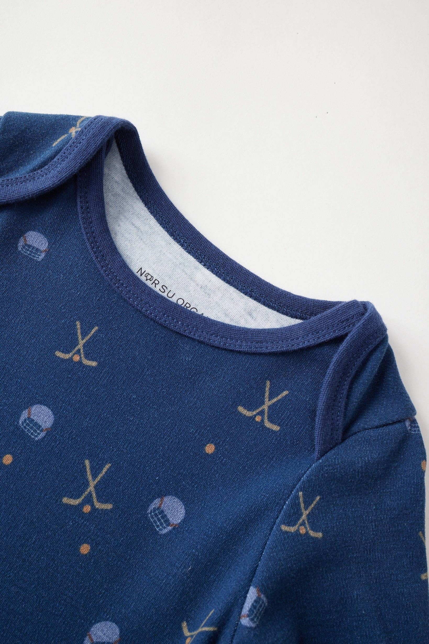 Baby Organic Long-sleeve Onesie-Hockey: 0-3M
