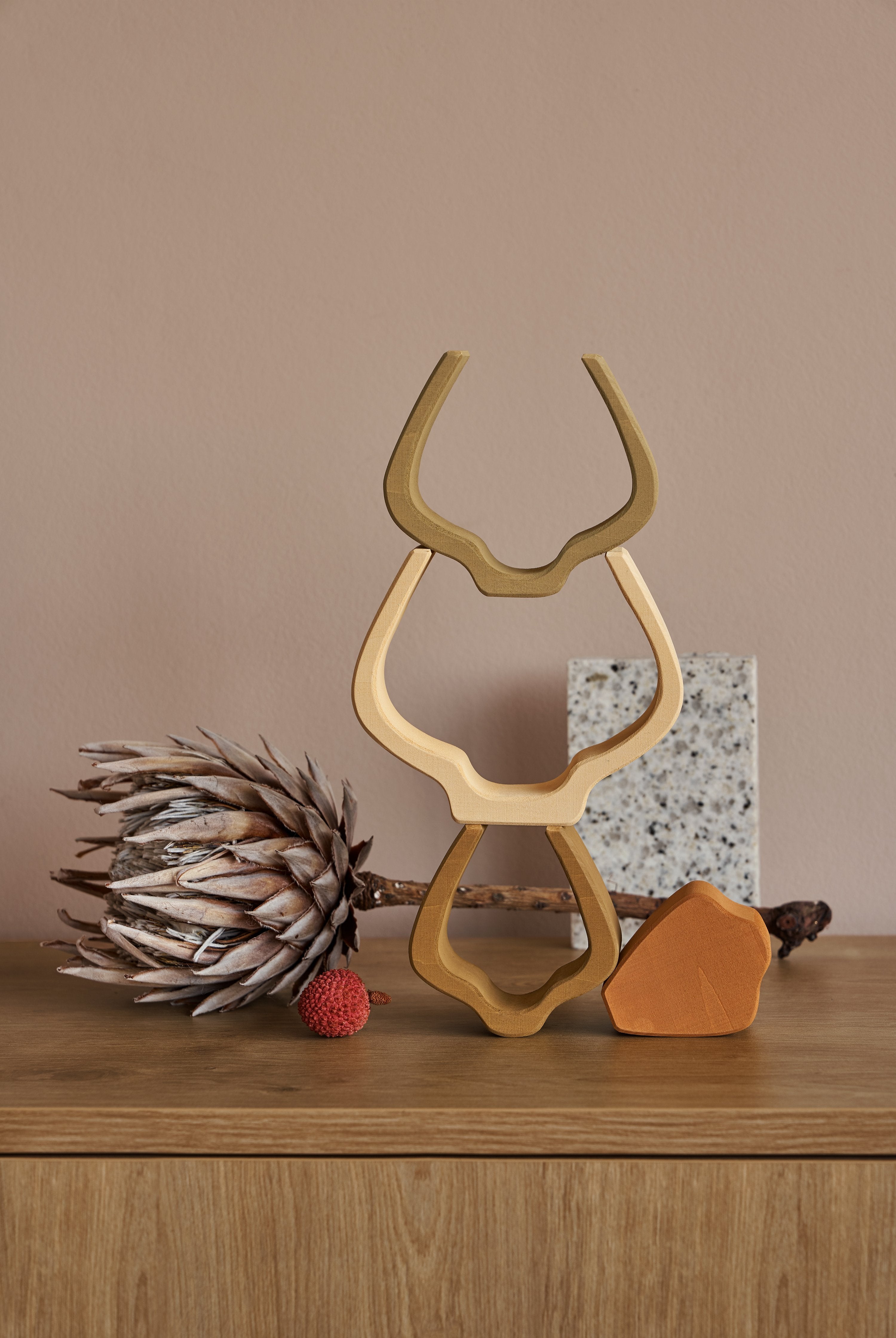 Raduga Grez - Small Vase Arch Stacker