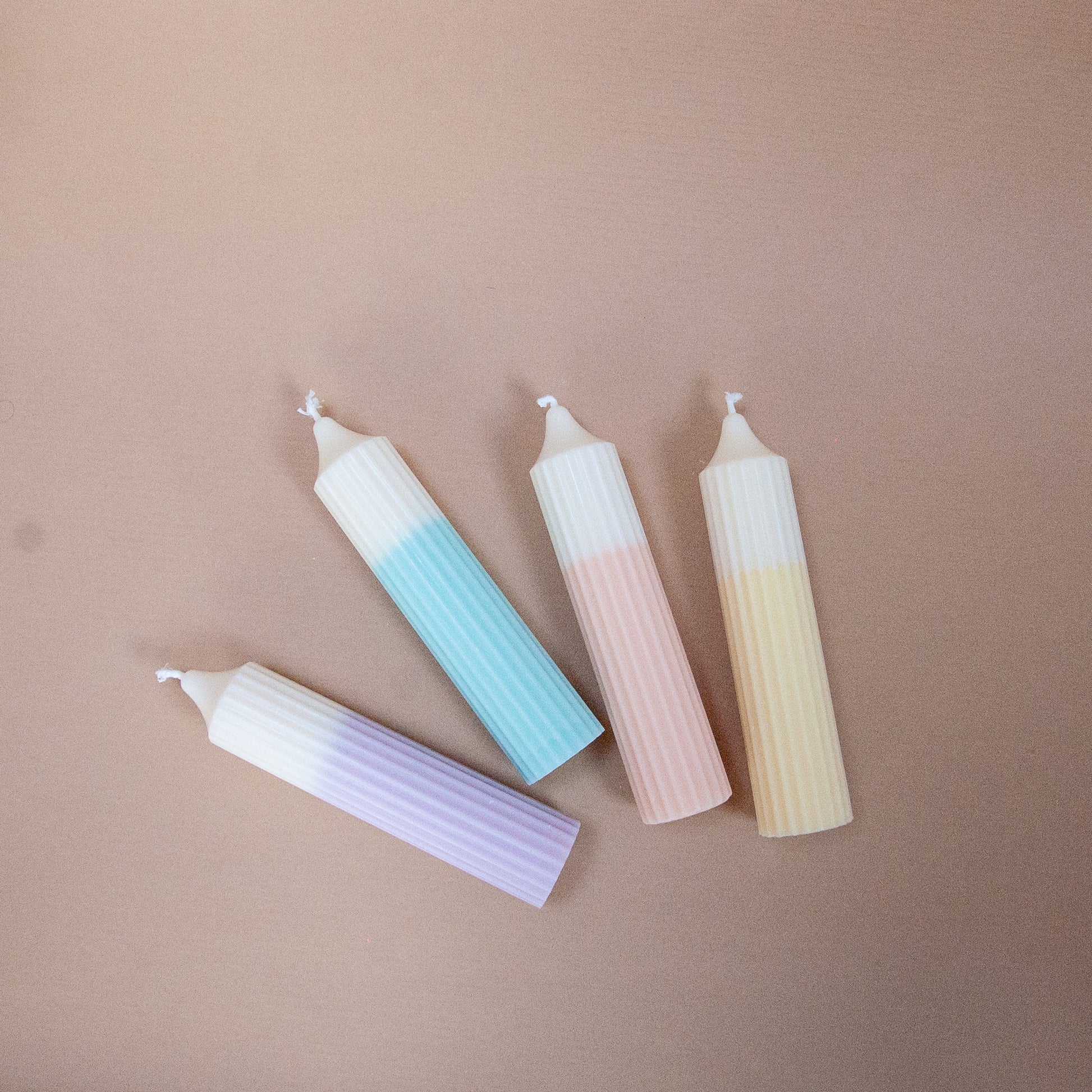 Oui - Dreamy Pillar Candle Set-4 pack