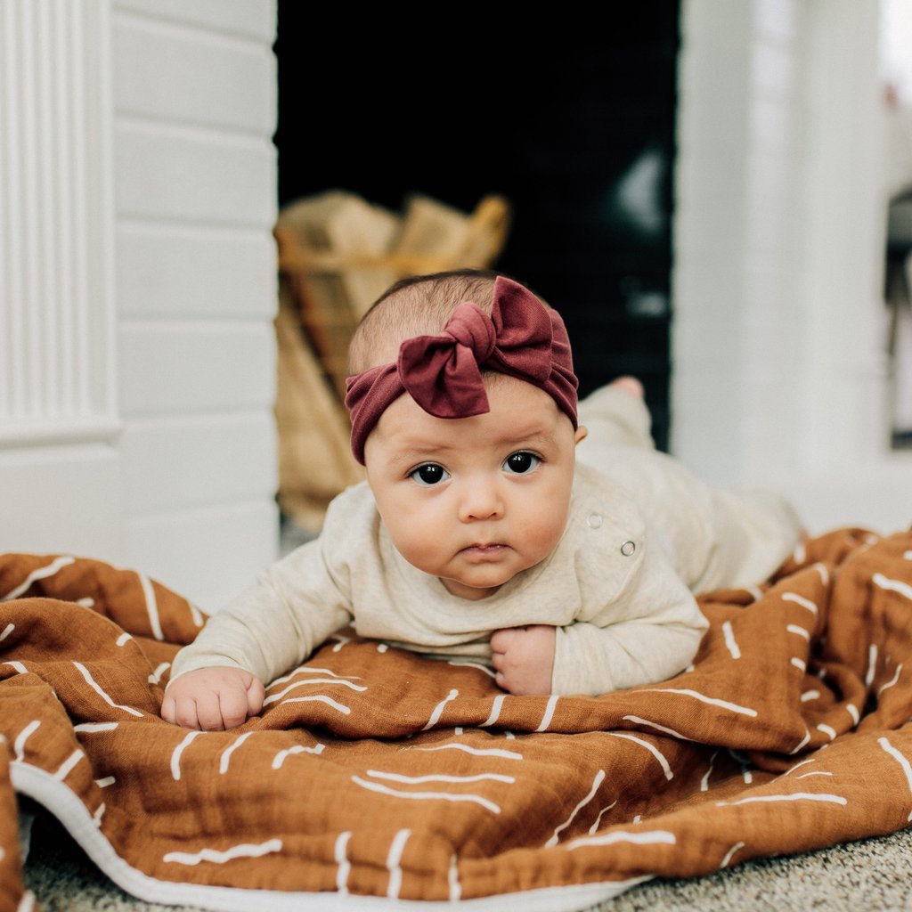 mebie baby - Mustard Lines Muslin Quilt