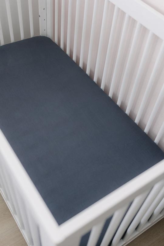 mebie baby - Charcoal Stretch Crib Sheet